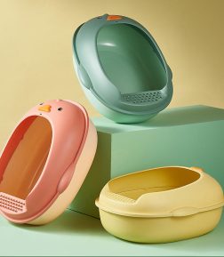 Cat Toilet Semi Enclosed Anti External Splashing Cartoon Yellow Duck Cat Litter Box